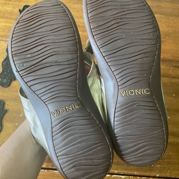 Vionic Orthaheel Pippa Metallic Gold Knot Flip Flop Sandals Size 8.5 - Picture 6 of 7